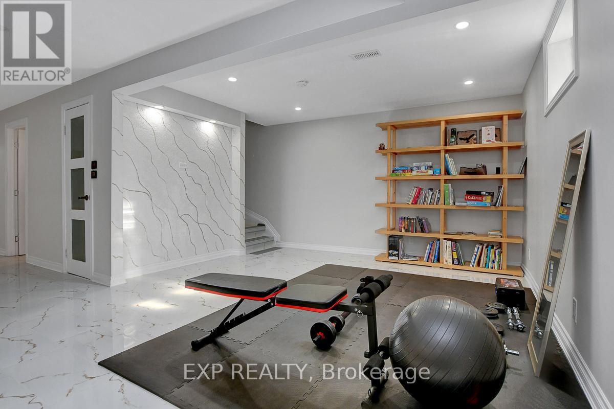 228 Hidden Meadow Avenue, Ottawa, Ontario  K1T 0C2 - Photo 40 - X12542106