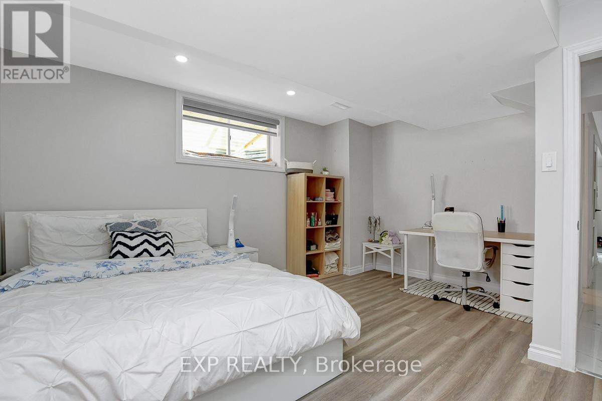 228 Hidden Meadow Avenue, Ottawa, Ontario  K1T 0C2 - Photo 44 - X12542106