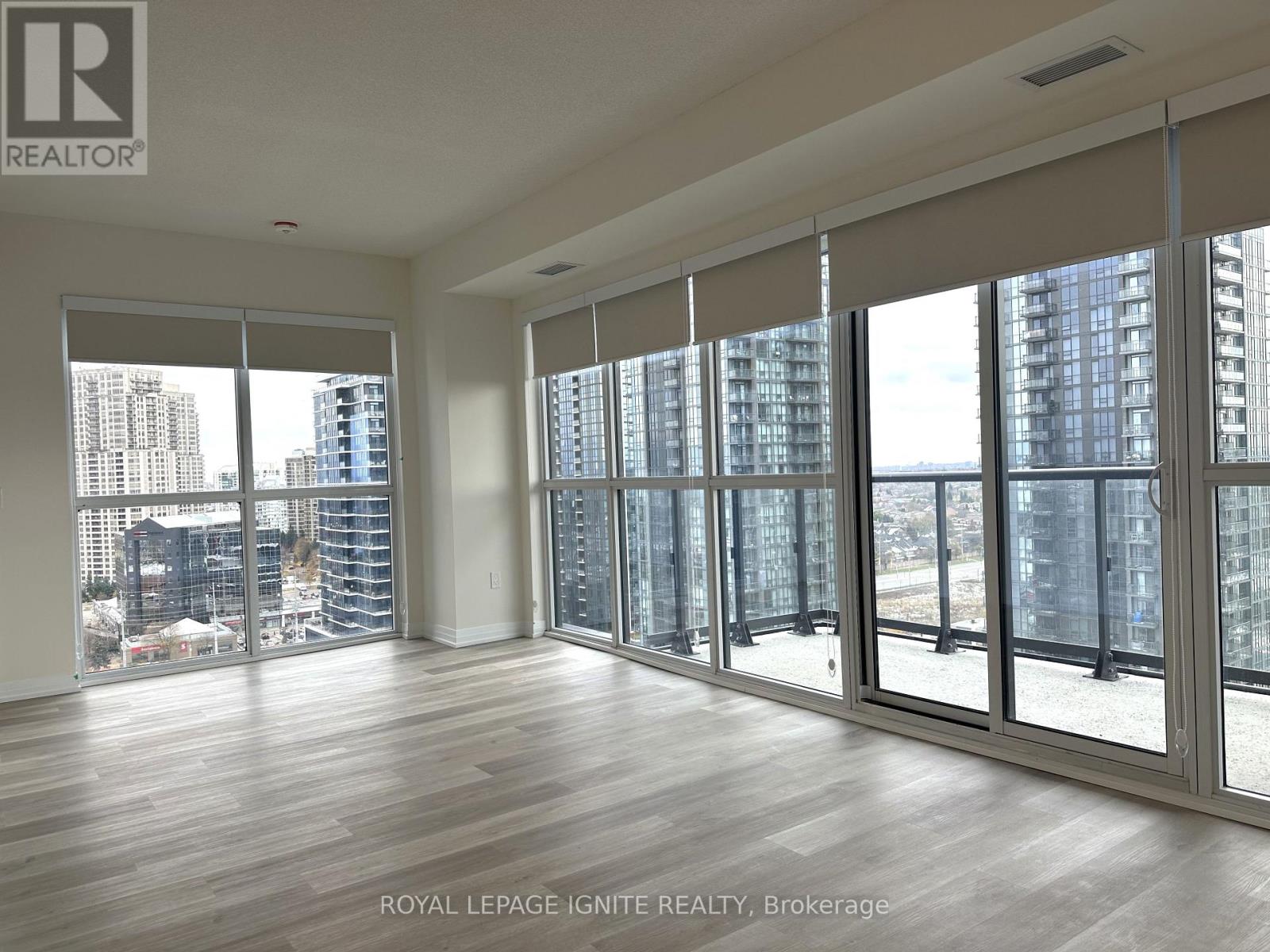 1304 - 15 Watergarden Drive, Mississauga, Ontario  L5R 0H4 - Photo 10 - W12541854