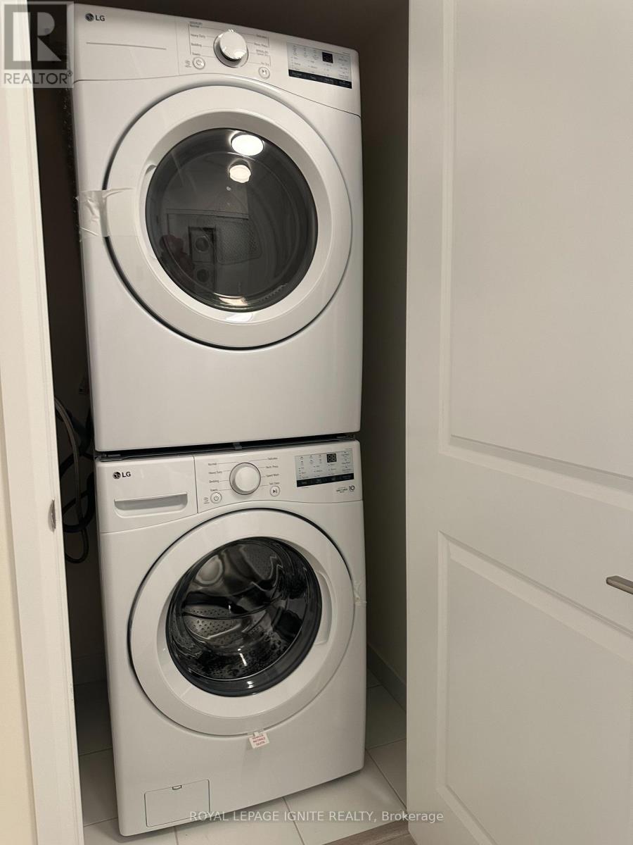 1304 - 15 Watergarden Drive, Mississauga, Ontario  L5R 0H4 - Photo 21 - W12541854