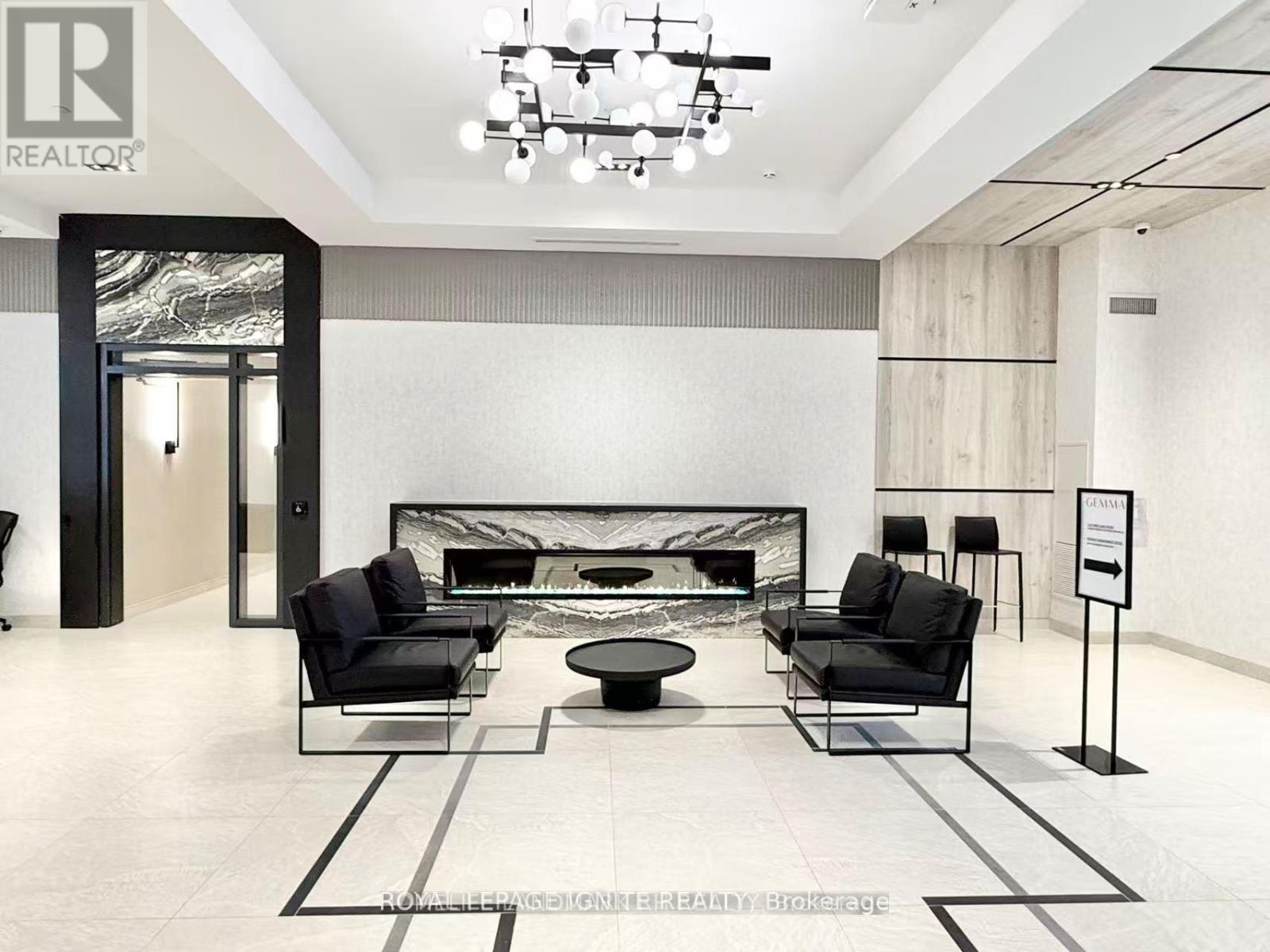 1304 - 15 Watergarden Drive, Mississauga, Ontario  L5R 0H4 - Photo 30 - W12541854