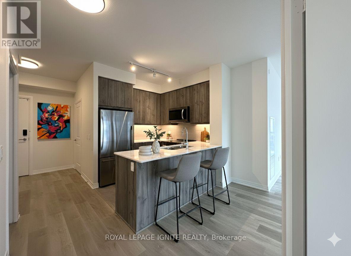 1304 - 15 Watergarden Drive, Mississauga, Ontario  L5R 0H4 - Photo 9 - W12541854