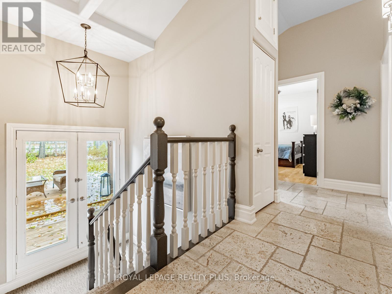 1885 Hindhead Road, Mississauga, Ontario  L5J 1N4 - Photo 17 - W12541920