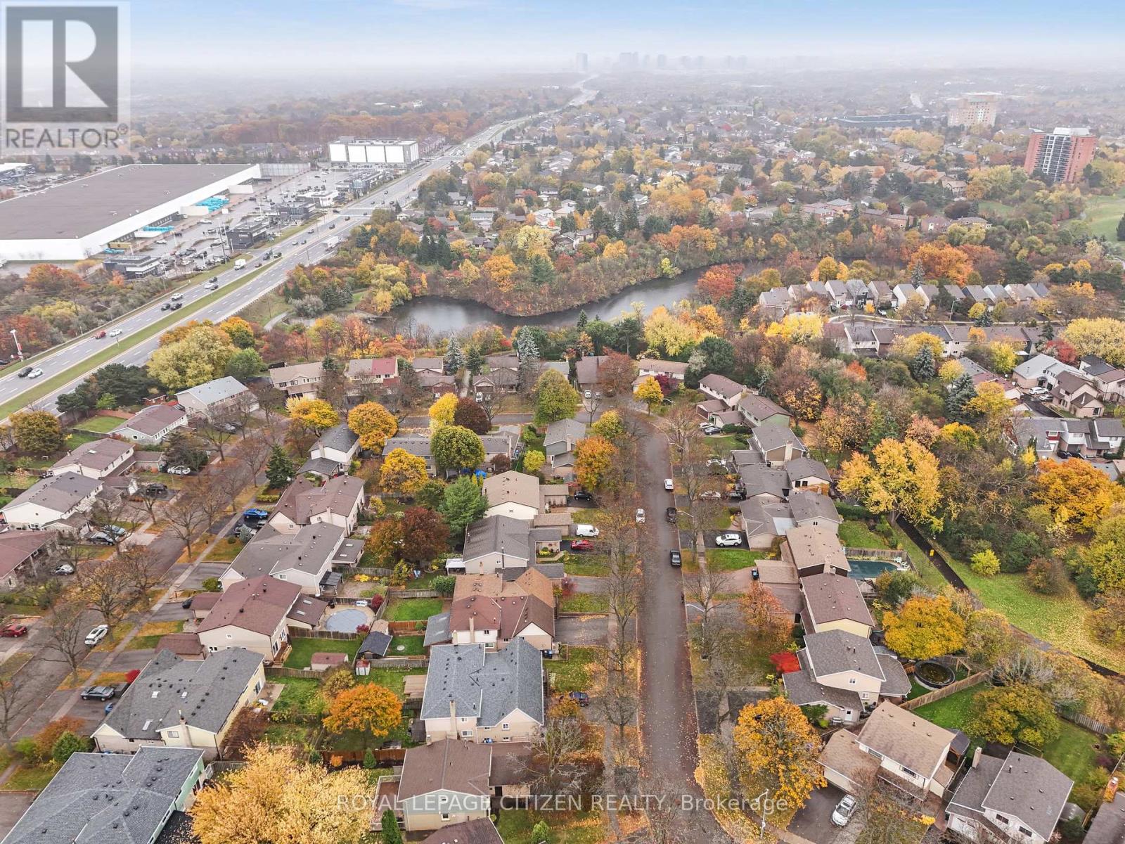 2389 Cobbinshaw Circle, Mississauga, Ontario  L5N 2G2 - Photo 33 - W12541924