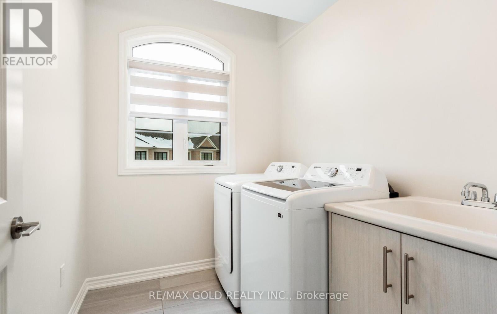 1442 Watercress Way, Milton, Ontario L9E 1T8 - Photo 34 - W12541946