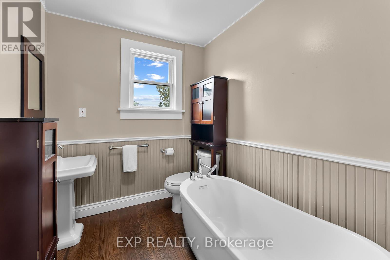 4364 Otter Street, Niagara Falls, Ontario  L2E 1G4 - Photo 27 - X12541974