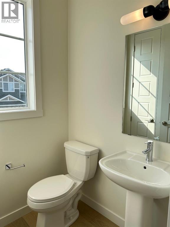 13 Waterford Glen, Chestermere, Alberta  T1X 2T8 - Photo 14 - A2216188