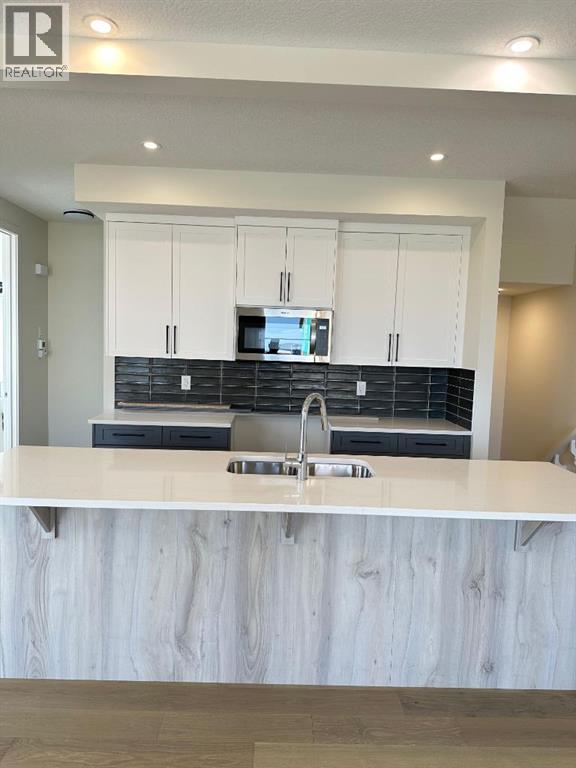 13 Waterford Glen, Chestermere, Alberta  T1X 2T8 - Photo 12 - A2216188