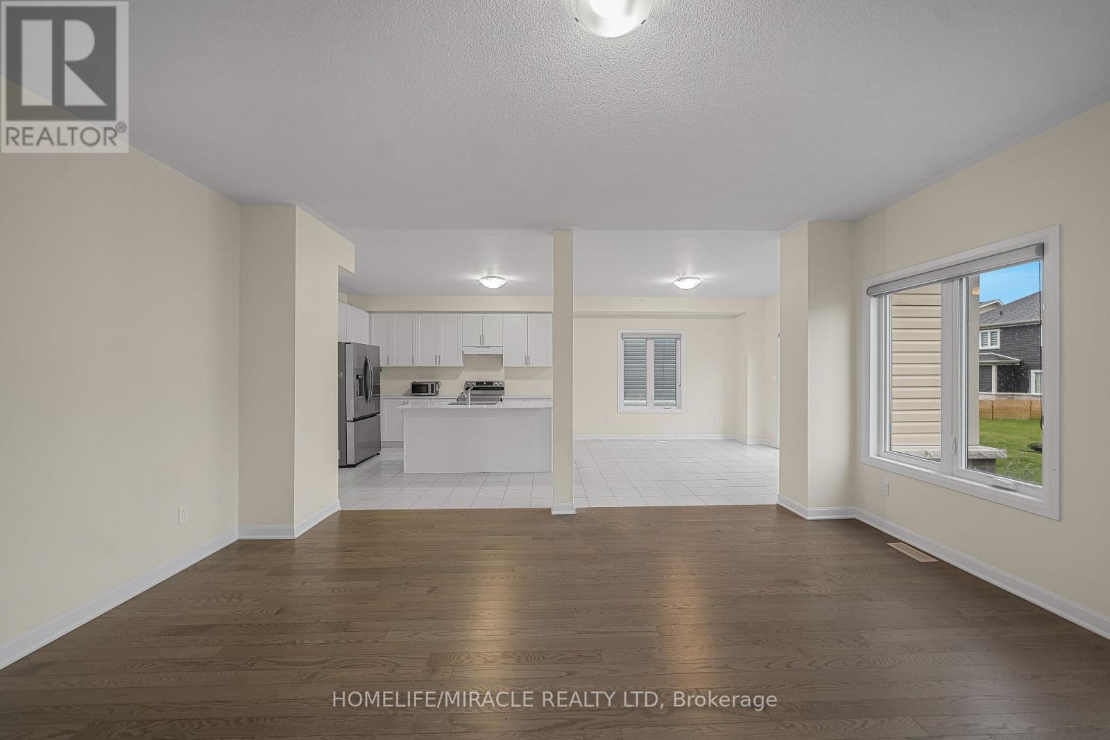 107 Oakmont Drive, Loyalist, Ontario  K0H 1G0 - Photo 13 - X12541868