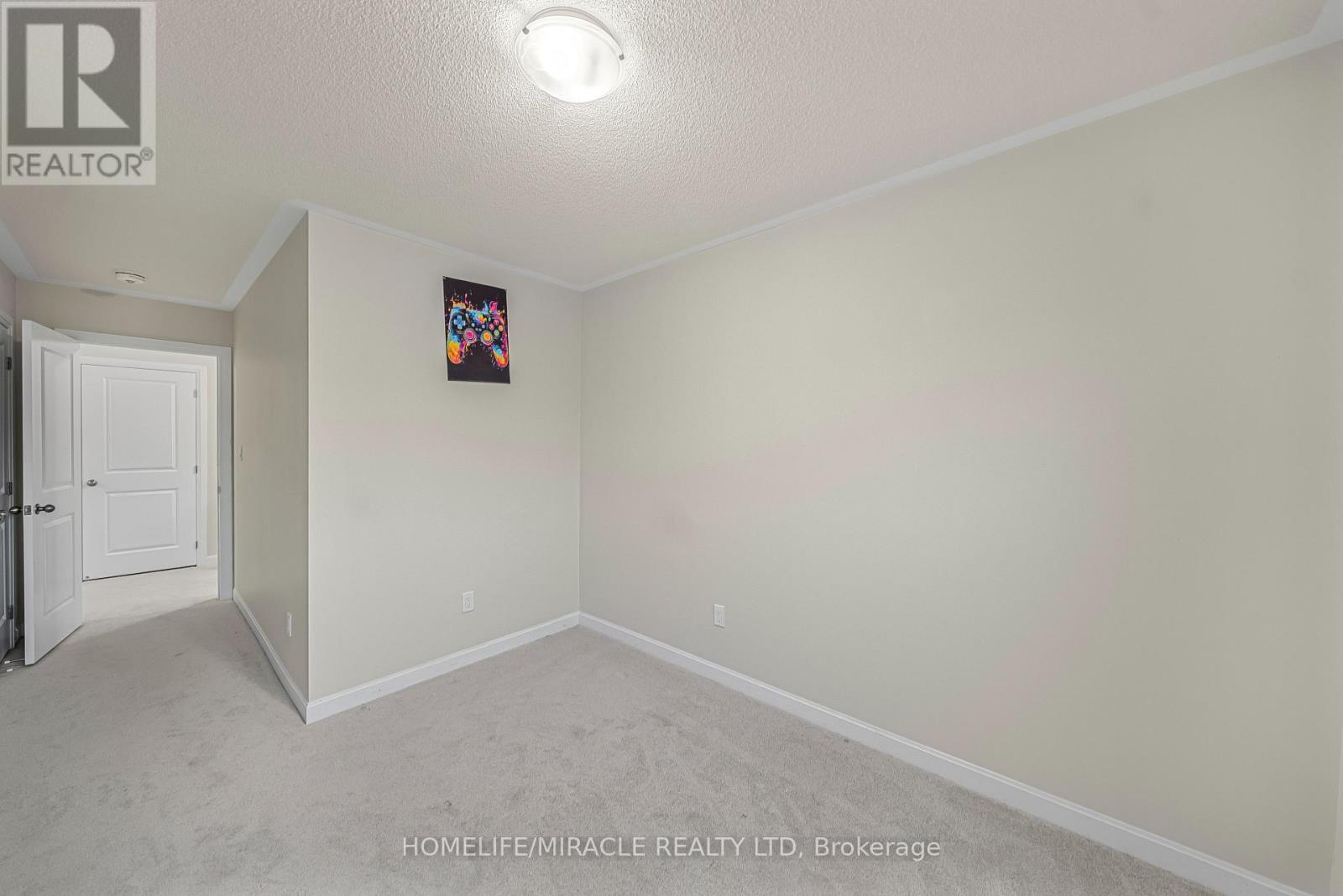 107 Oakmont Drive, Loyalist, Ontario  K0H 1G0 - Photo 17 - X12541868