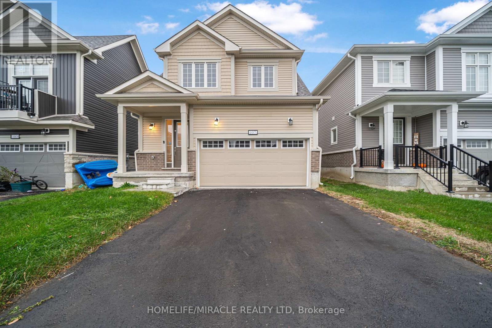 107 Oakmont Drive, Loyalist, Ontario  K0H 1G0 - Photo 2 - X12541868