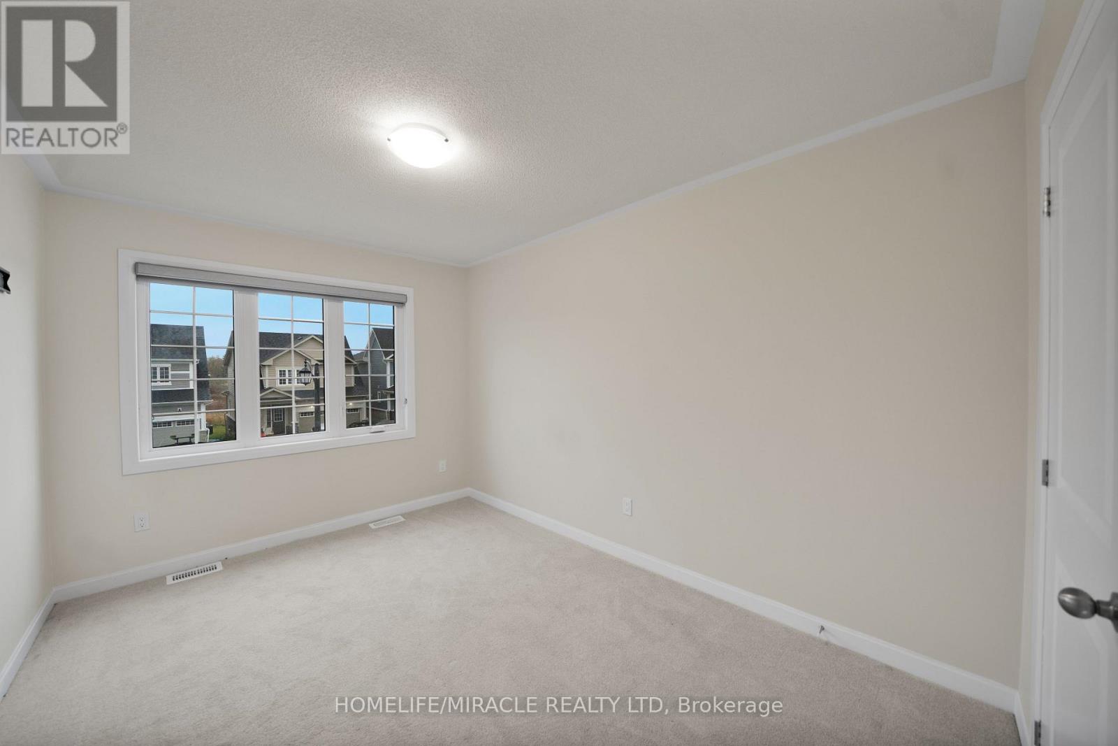 107 Oakmont Drive, Loyalist, Ontario  K0H 1G0 - Photo 27 - X12541868