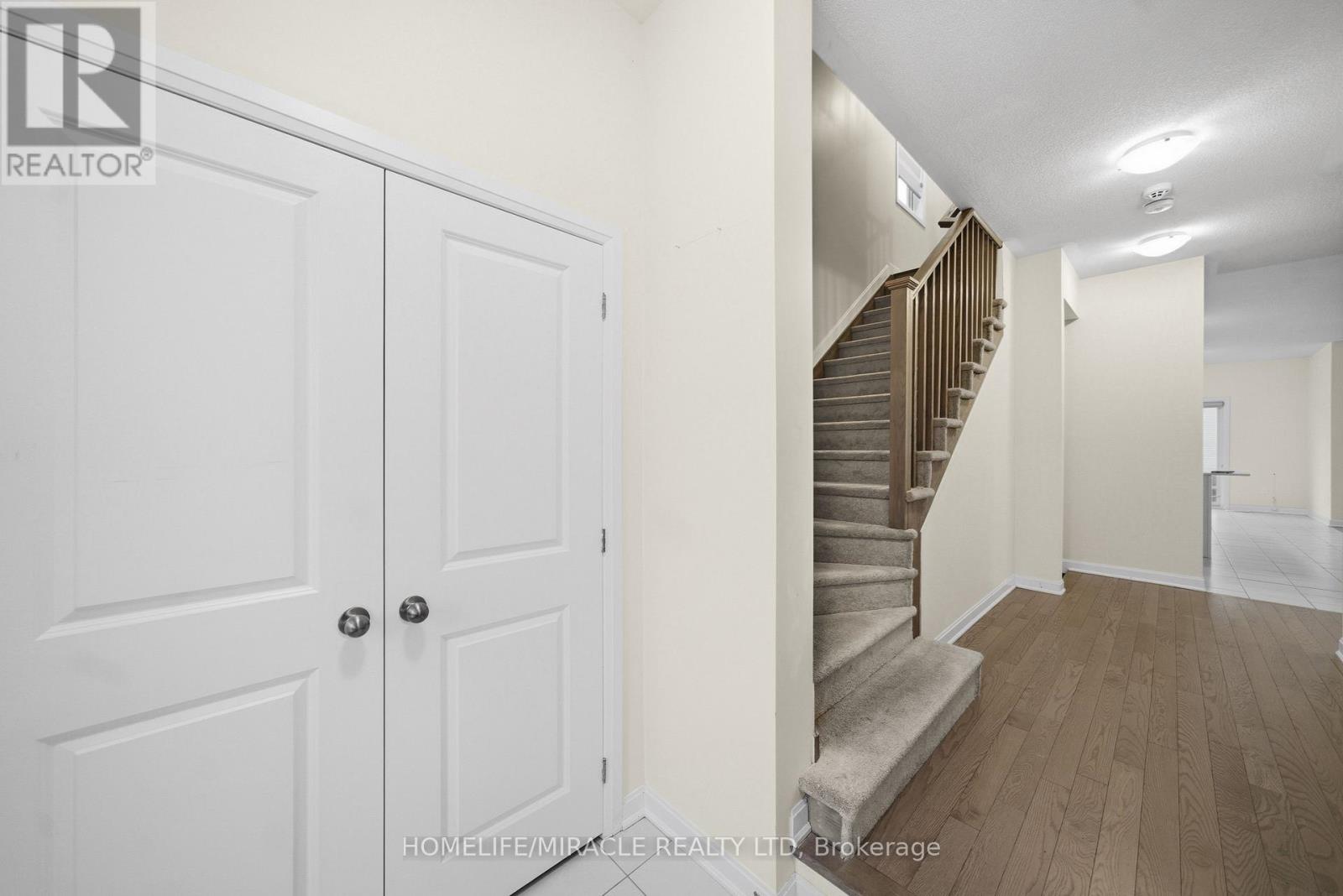 107 Oakmont Drive, Loyalist, Ontario  K0H 1G0 - Photo 5 - X12541868