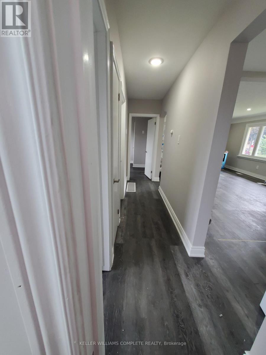 Upper - 15 Camille Court, Hamilton, Ontario  L8T 2C8 - Photo 17 - X12541874