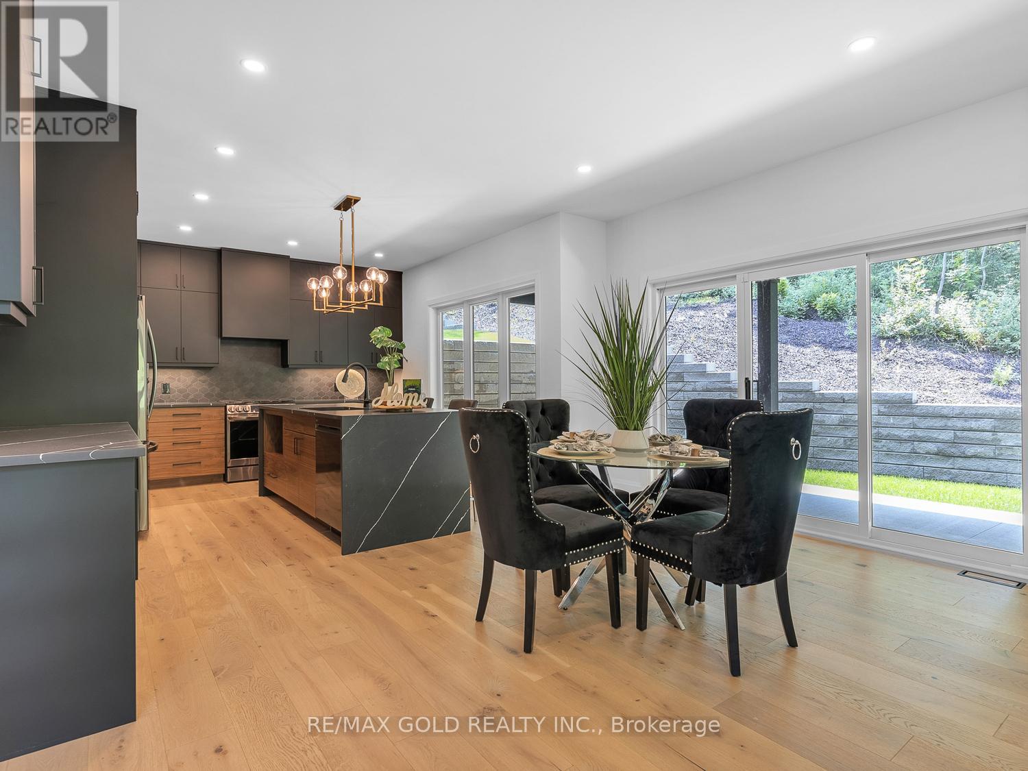 119 Welland Vale Road, St. Catharines, Ontario  L2S 3Y2 - Photo 12 - X12541902