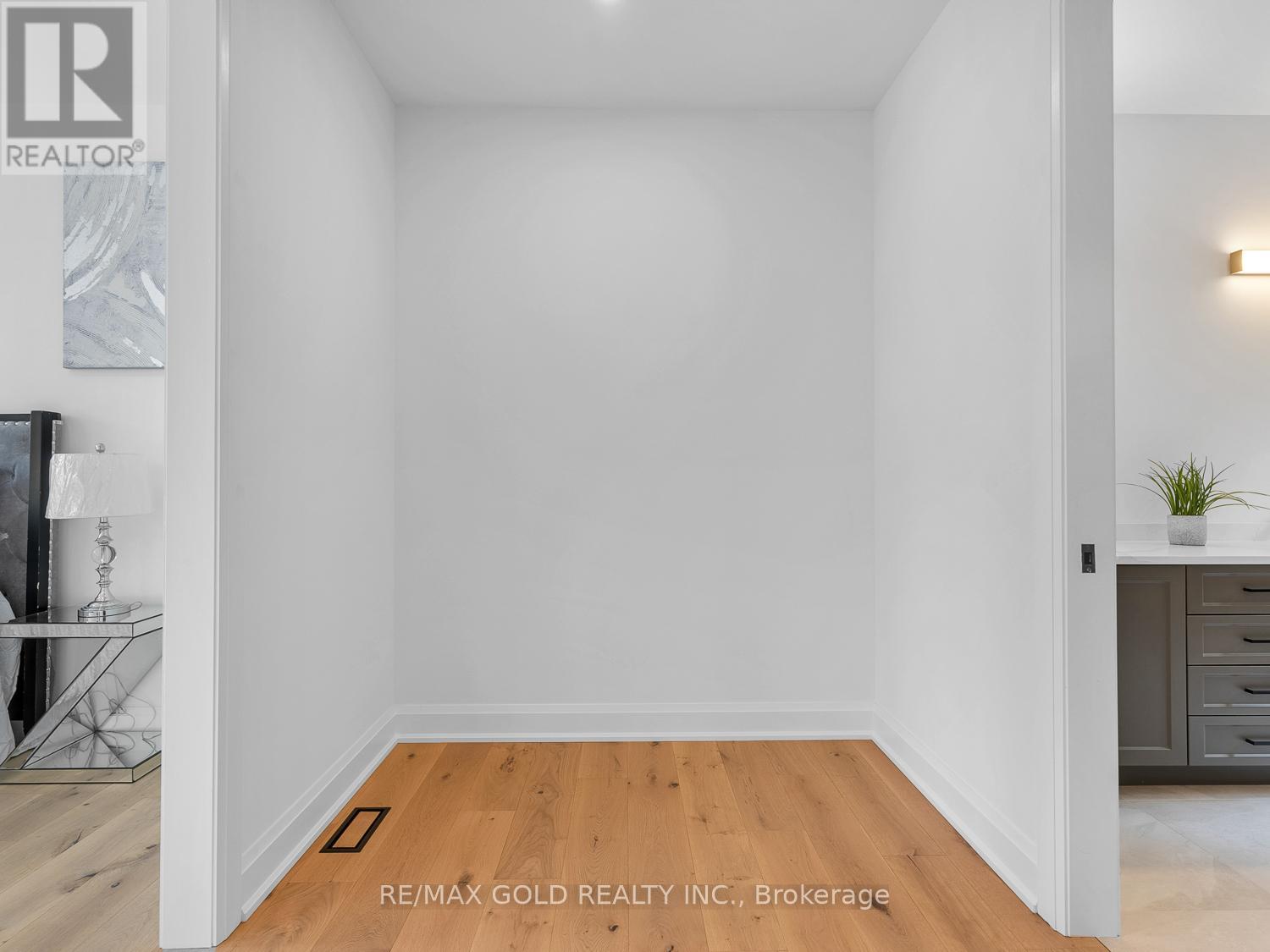 119 Welland Vale Road, St. Catharines, Ontario  L2S 3Y2 - Photo 24 - X12541902