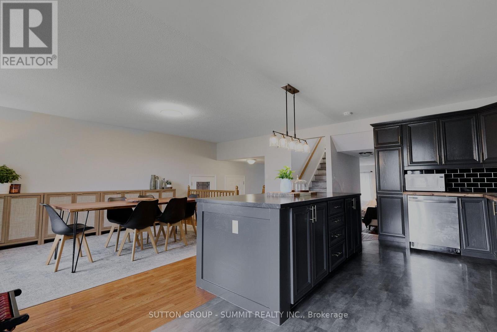 1321 Talon Street, Greater Sudbury, Ontario  P3A 4M1 - Photo 6 - X12541918