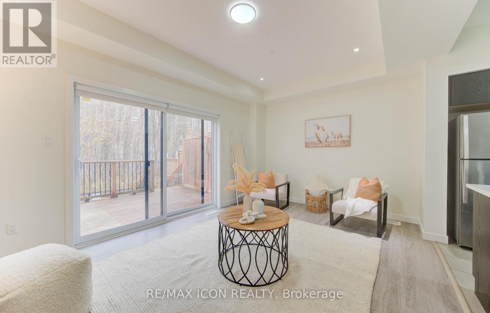 894 Robert Ferrie Drive, Kitchener, Ontario  N2R 0P2 - Photo 14 - X12541932