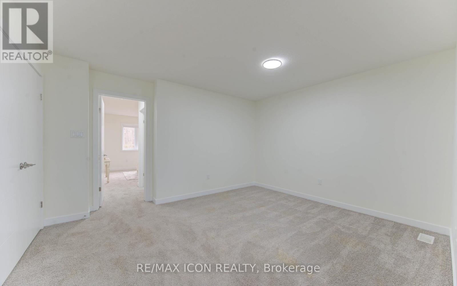 894 Robert Ferrie Drive, Kitchener, Ontario  N2R 0P2 - Photo 25 - X12541932