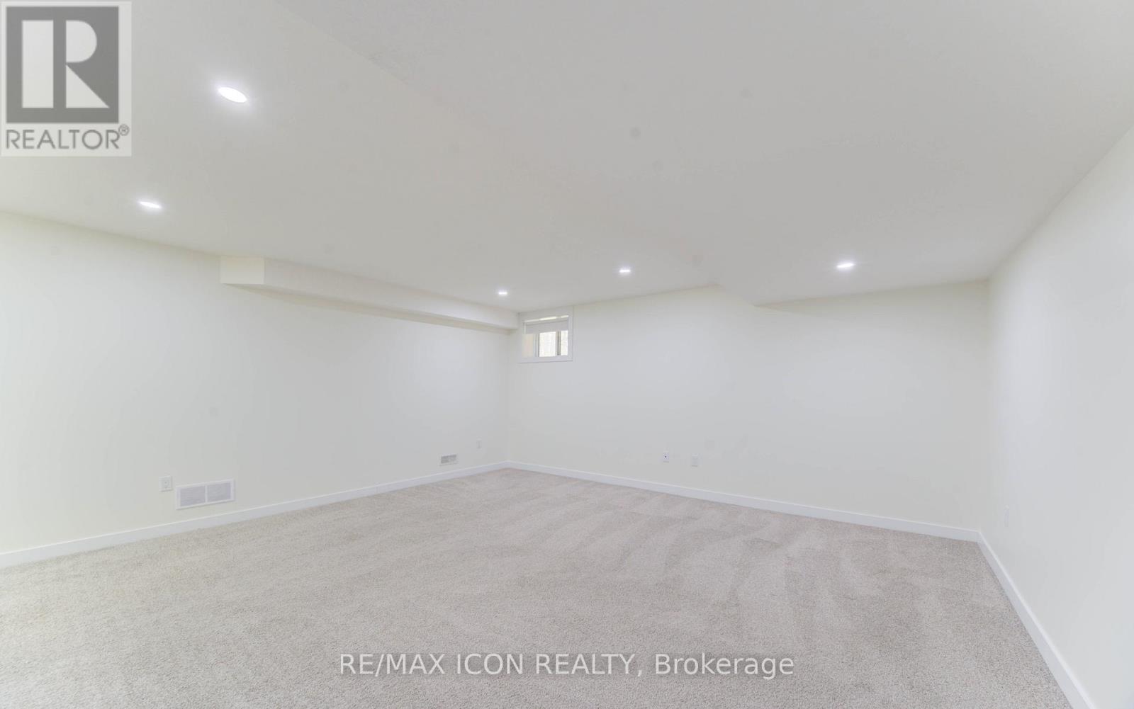 894 Robert Ferrie Drive, Kitchener, Ontario  N2R 0P2 - Photo 40 - X12541932