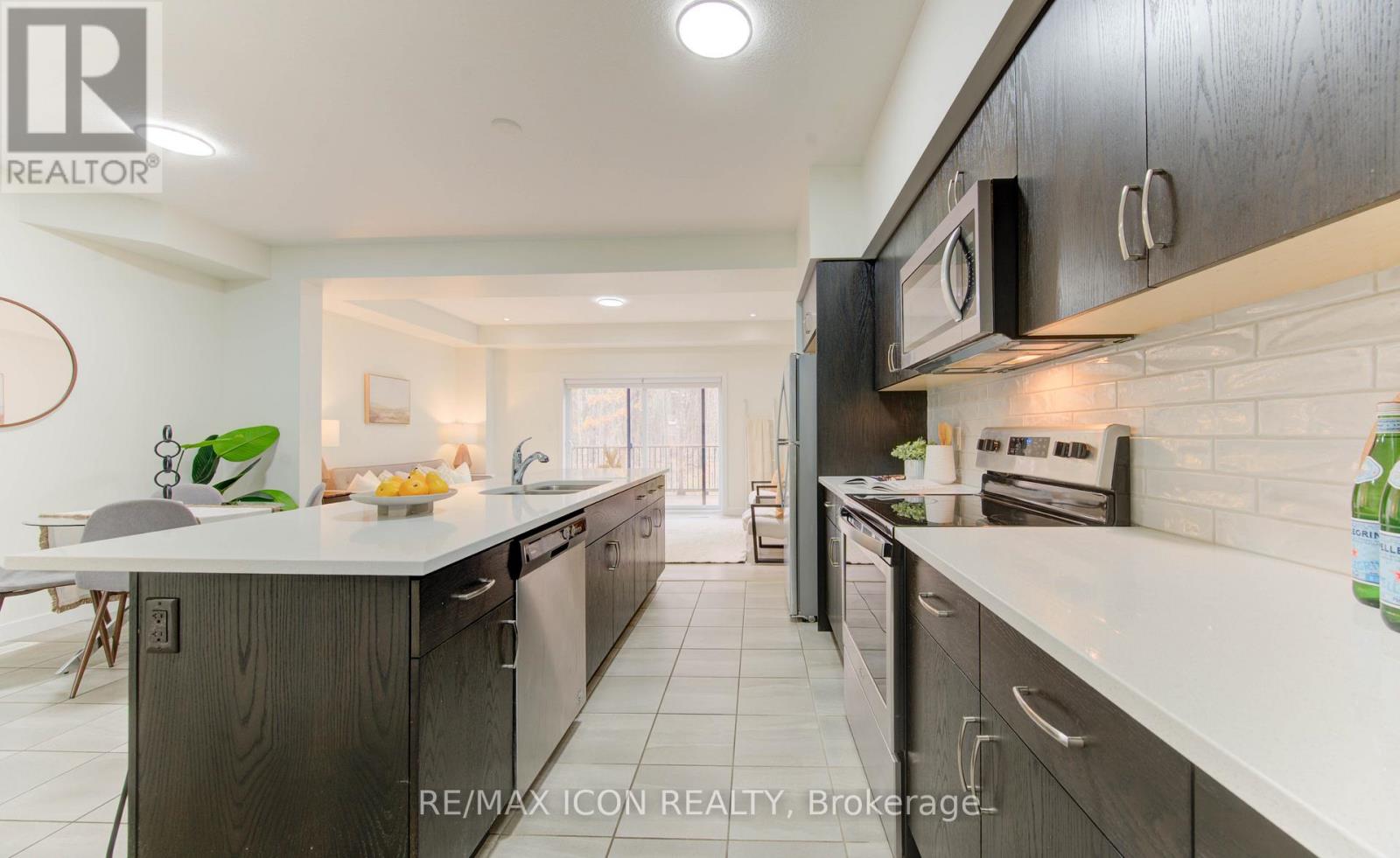 894 Robert Ferrie Drive, Kitchener, Ontario  N2R 0P2 - Photo 7 - X12541932