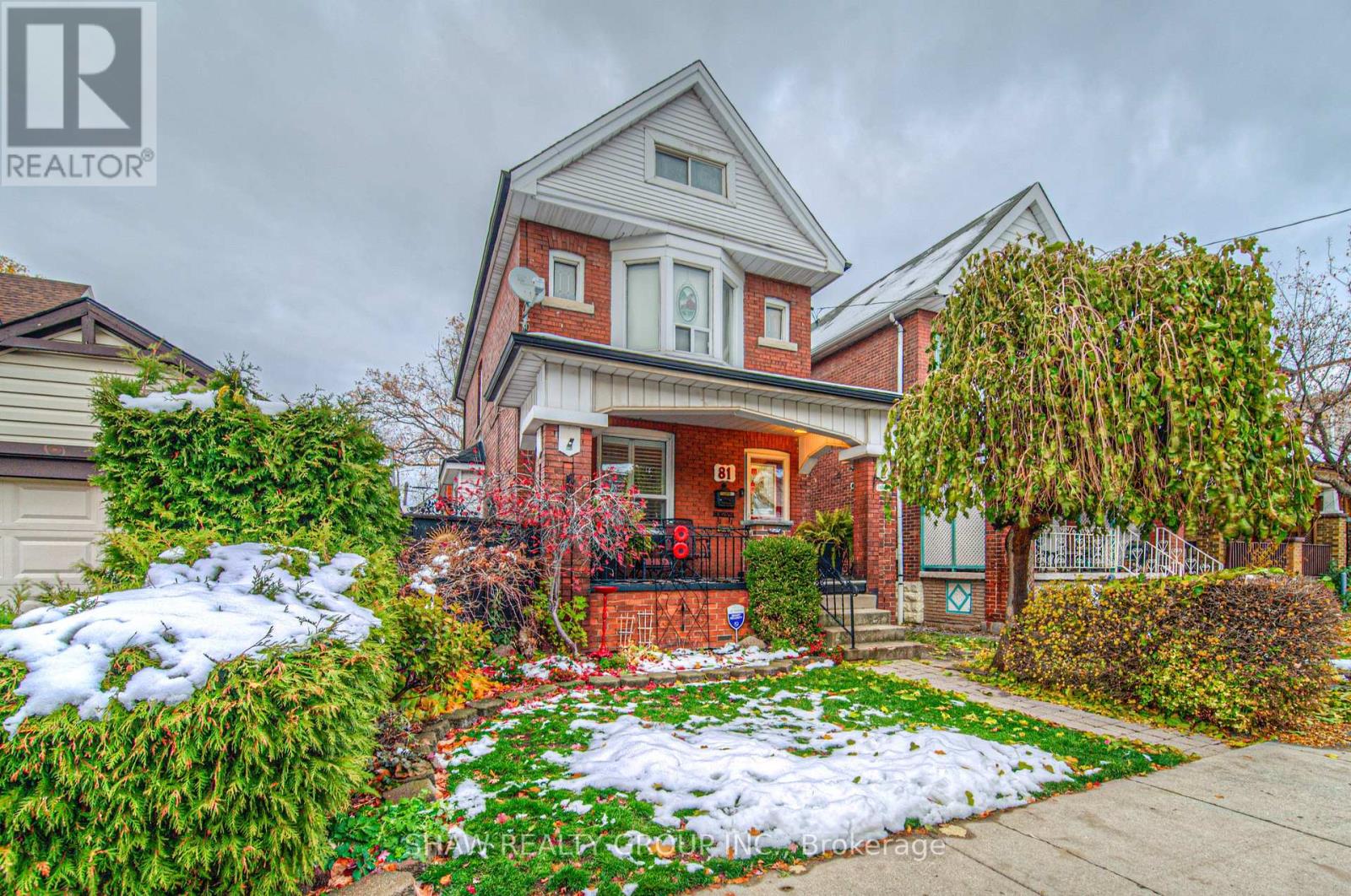 81 Beechwood Avenue, Hamilton, Ontario  L8L 2S7 - Photo 2 - X12541934