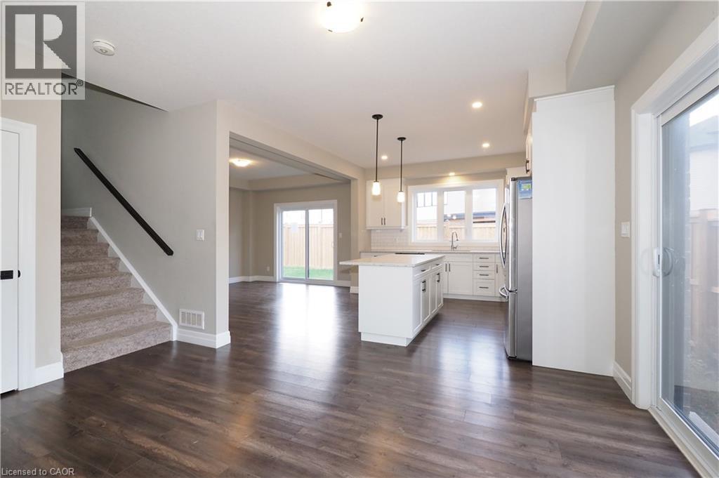 168 Otterbein Road, Kitchener, Ontario  N2B 0A8 - Photo 7 - 40780837