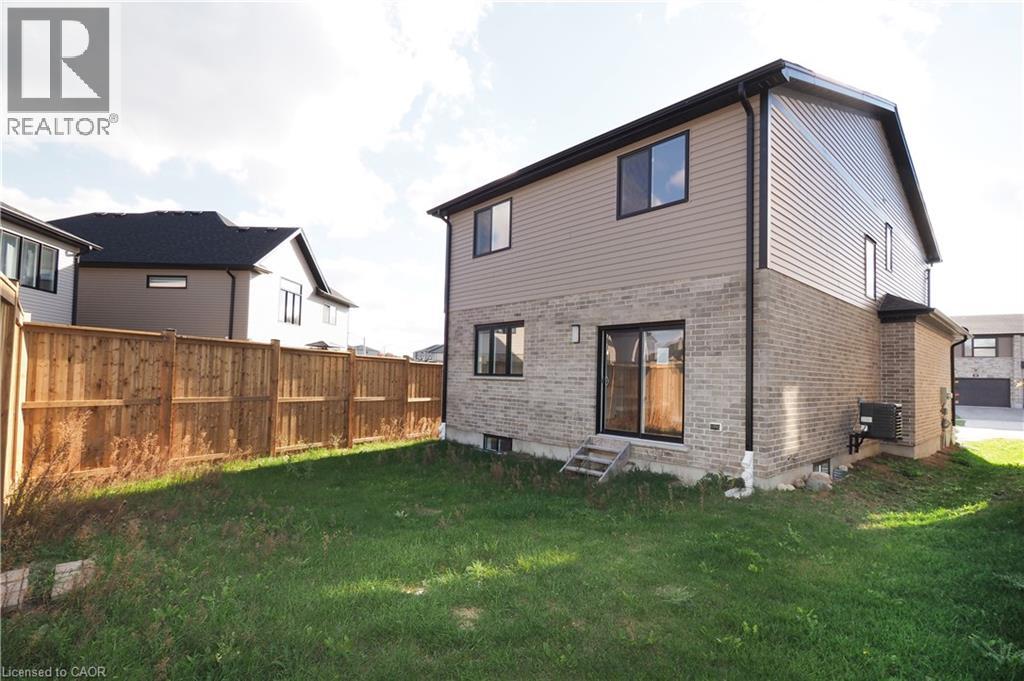 168 Otterbein Road, Kitchener, Ontario  N2B 0A8 - Photo 43 - 40780837