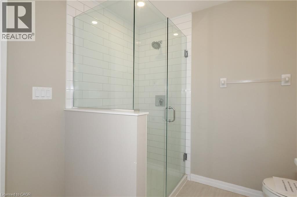 168 Otterbein Road, Kitchener, Ontario  N2B 0A8 - Photo 30 - 40780837