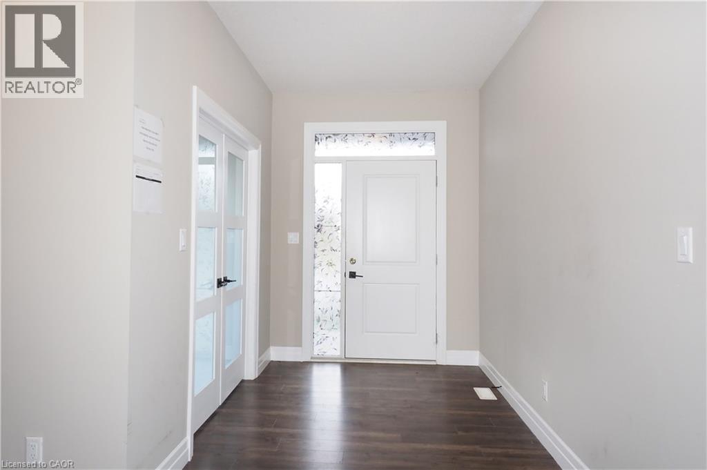 168 Otterbein Road, Kitchener, Ontario  N2B 0A8 - Photo 3 - 40780837