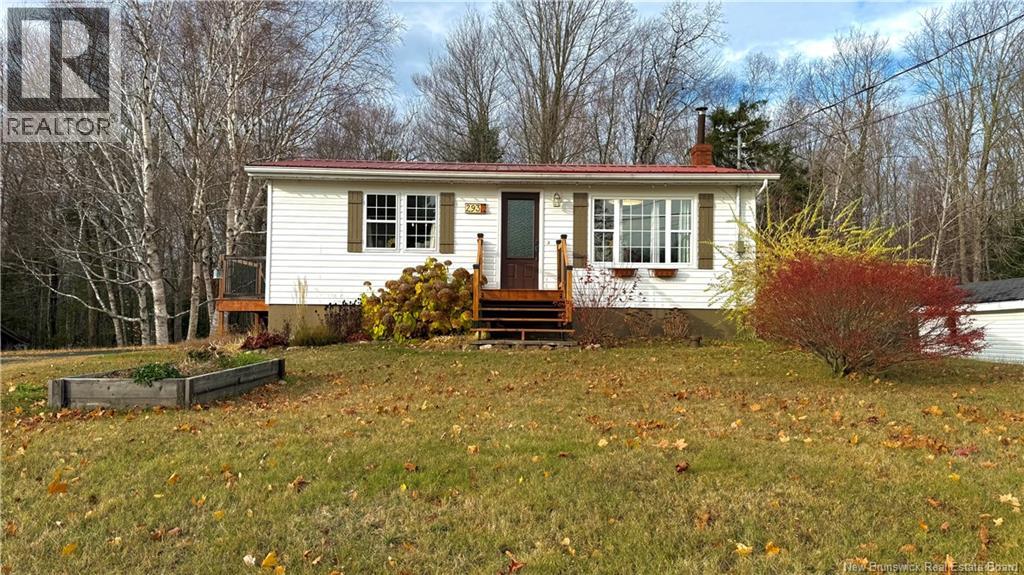 293 Ch Collette, Collette, New Brunswick  E4Y 1J3 - Photo 2 - NB129736