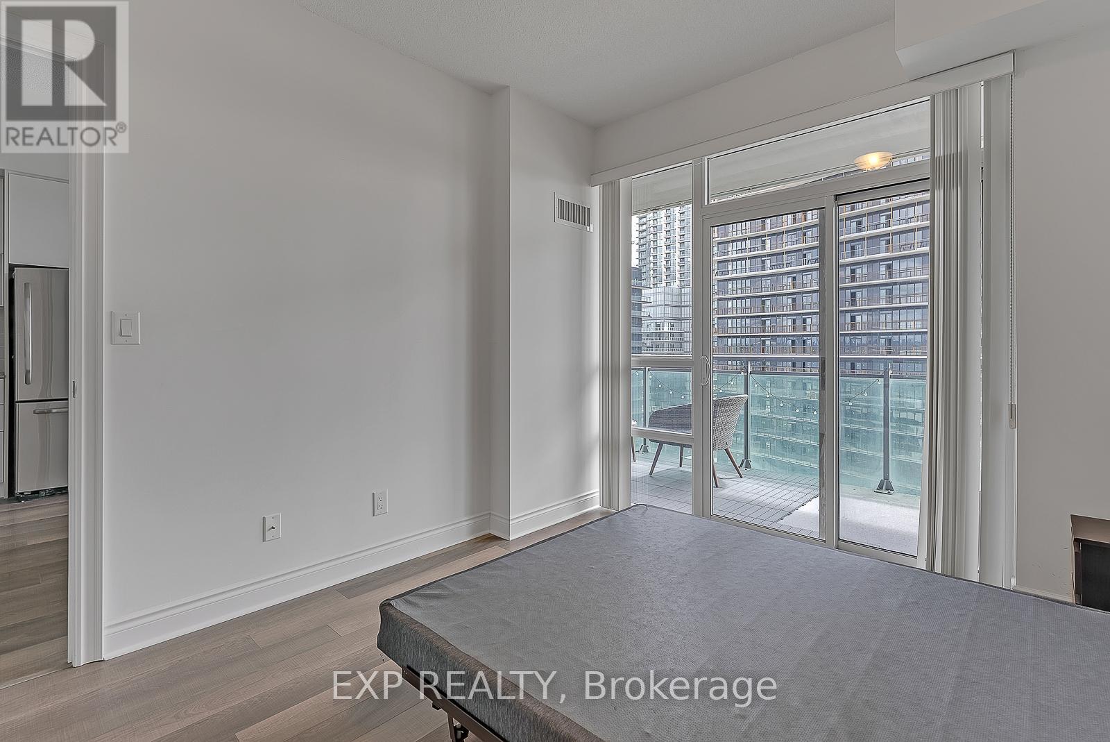 1101 - 16 Brookers Lane, Toronto, Ontario  M8V 0A5 - Photo 14 - W12467338