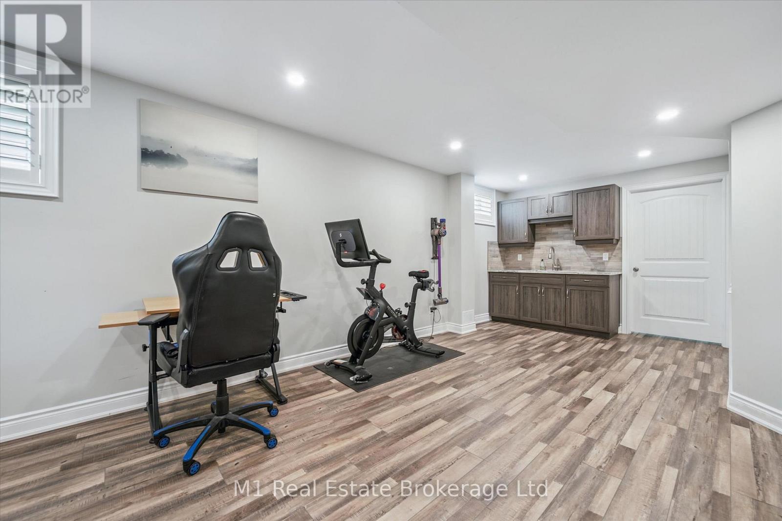 62 Ryan Street, Centre Wellington, Ontario  N1M 0C9 - Photo 22 - X12541990