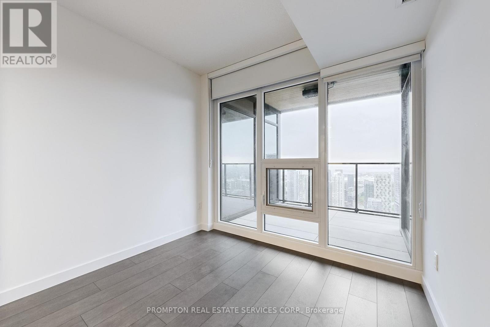 5212 - 3 Cityplace Way, Toronto, Ontario  M5V 0X4 - Photo 12 - C12480316