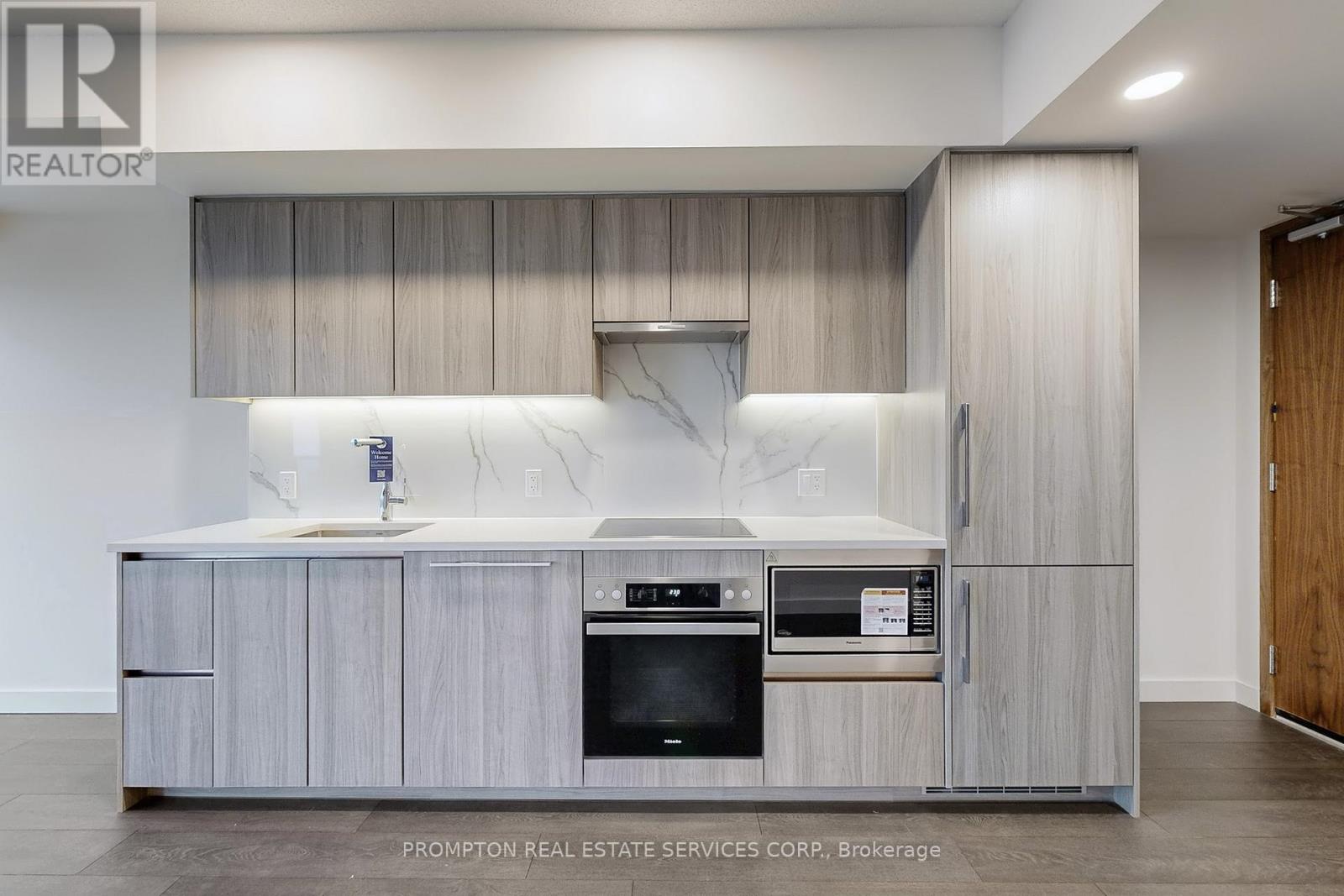 5212 - 3 Cityplace Way, Toronto, Ontario  M5V 0X4 - Photo 9 - C12480316