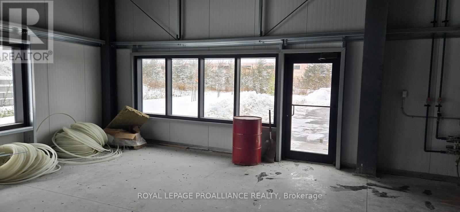 C - 296 University Avenue, Belleville, Ontario K8N 5S6 - Photo 8 - X12523570