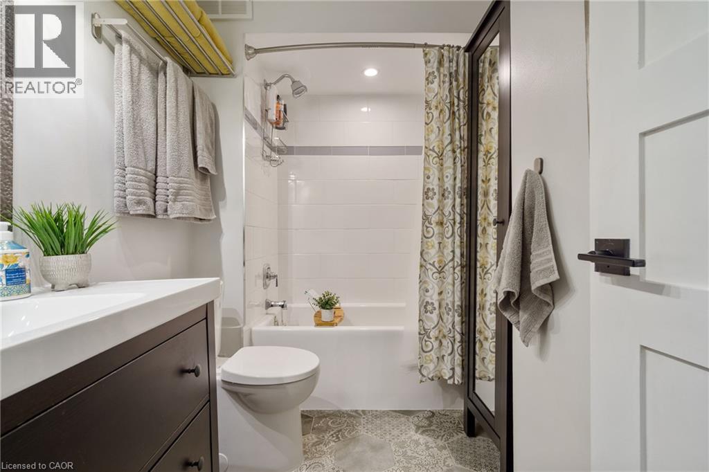 350 Quigley Road Unit# 731, Hamilton, Ontario  L8K 5N2 - Photo 24 - 40787917