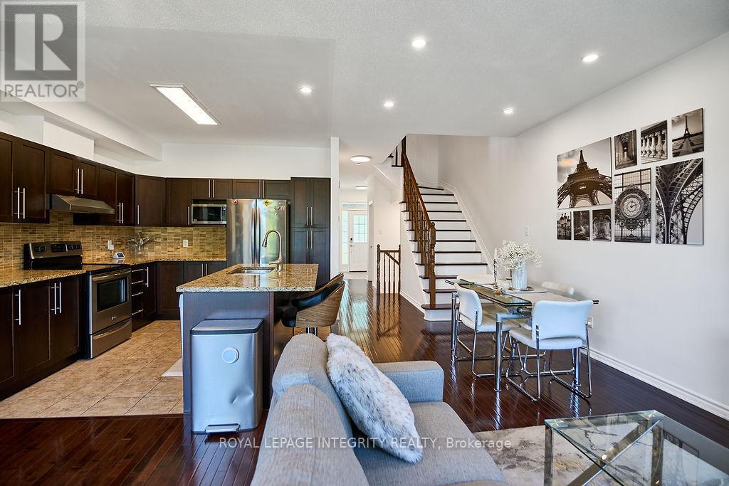 114 Battersea Crescent, Ottawa, Ontario  K2T 0C6 - Photo 12 - X12425354