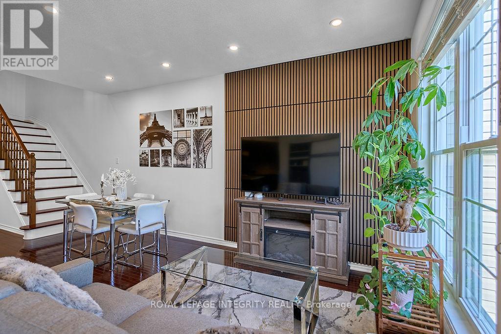 114 Battersea Crescent, Ottawa, Ontario  K2T 0C6 - Photo 13 - X12425354