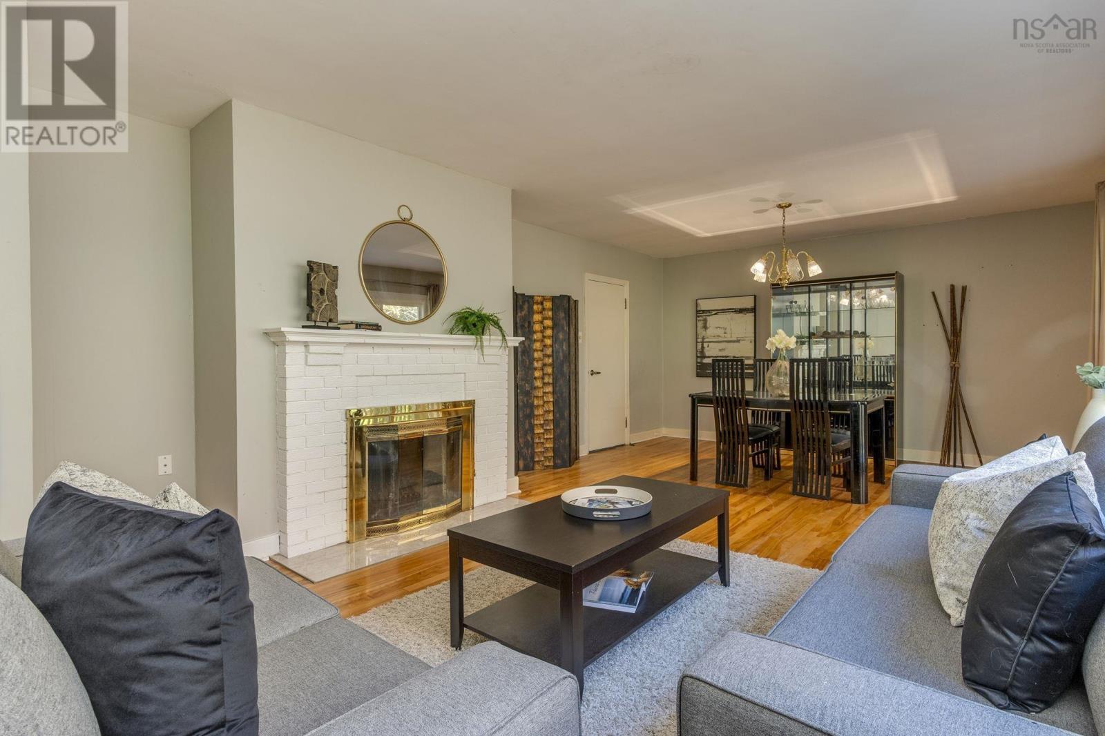 Property at 37 Sherbrooke Drive image 2