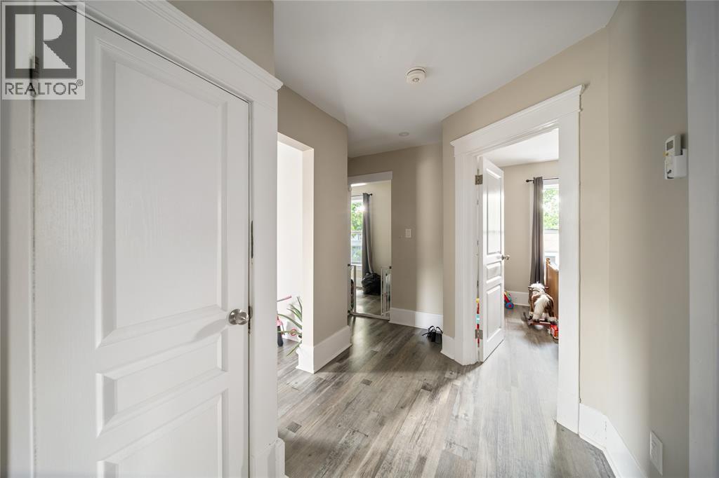 116 Cameron Street, Sarnia, Ontario N7T 4A8 - Photo 9 - 25028763