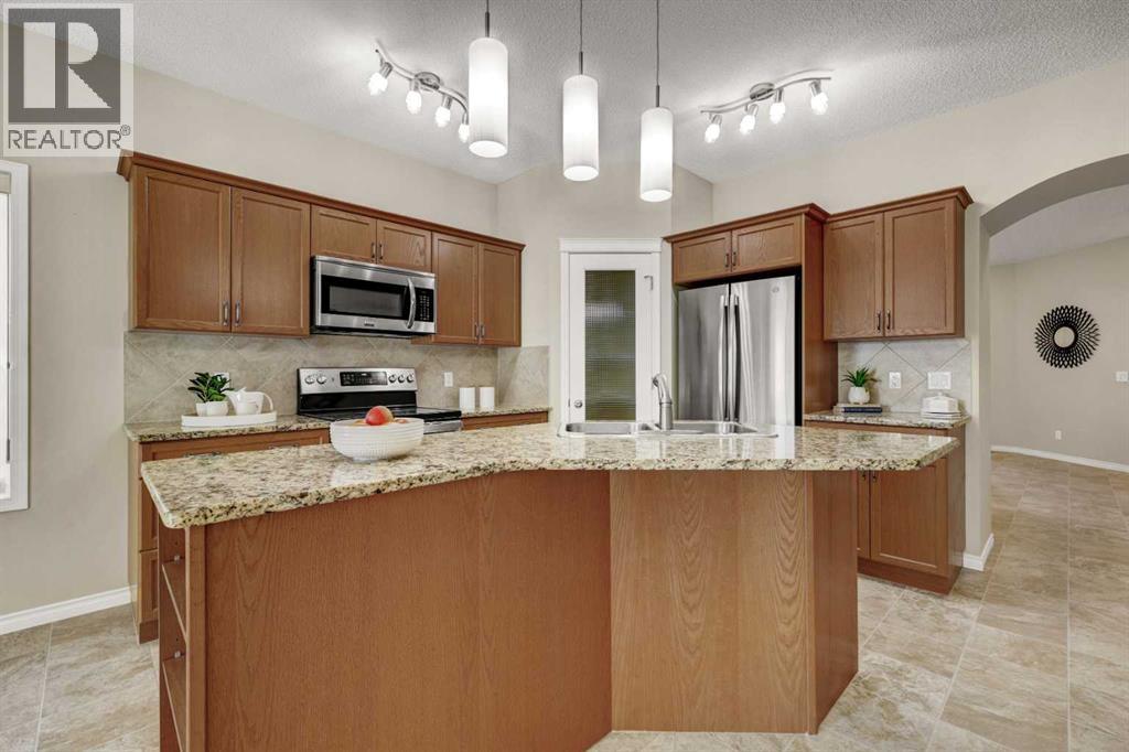 1402 Ravenscroft Avenue Se, Airdrie, Alberta  T4A 0L9 - Photo 6 - A2253501