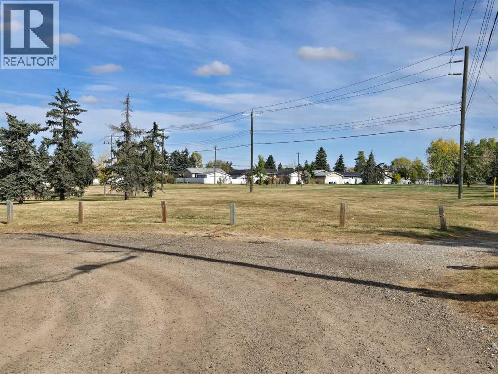 42 Pennsburg Way Se, Calgary, Alberta  T2A 2J5 - Photo 33 - A2259702