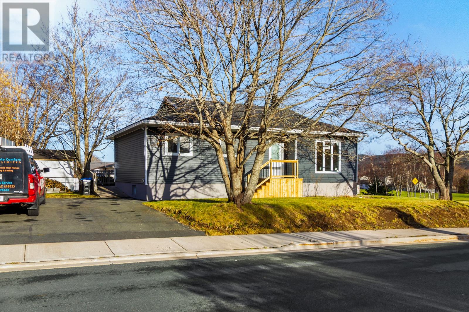 2 Carbonear Place, St. John's, Newfoundland & Labrador  A1E 3R5 - Photo 2 - 1292591