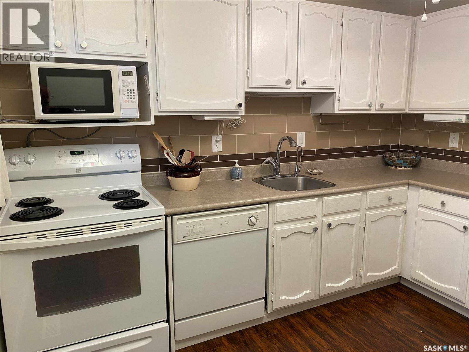 4133 Gordon Road, Regina, Saskatchewan  S4S 6N5 - Photo 10 - SK023996