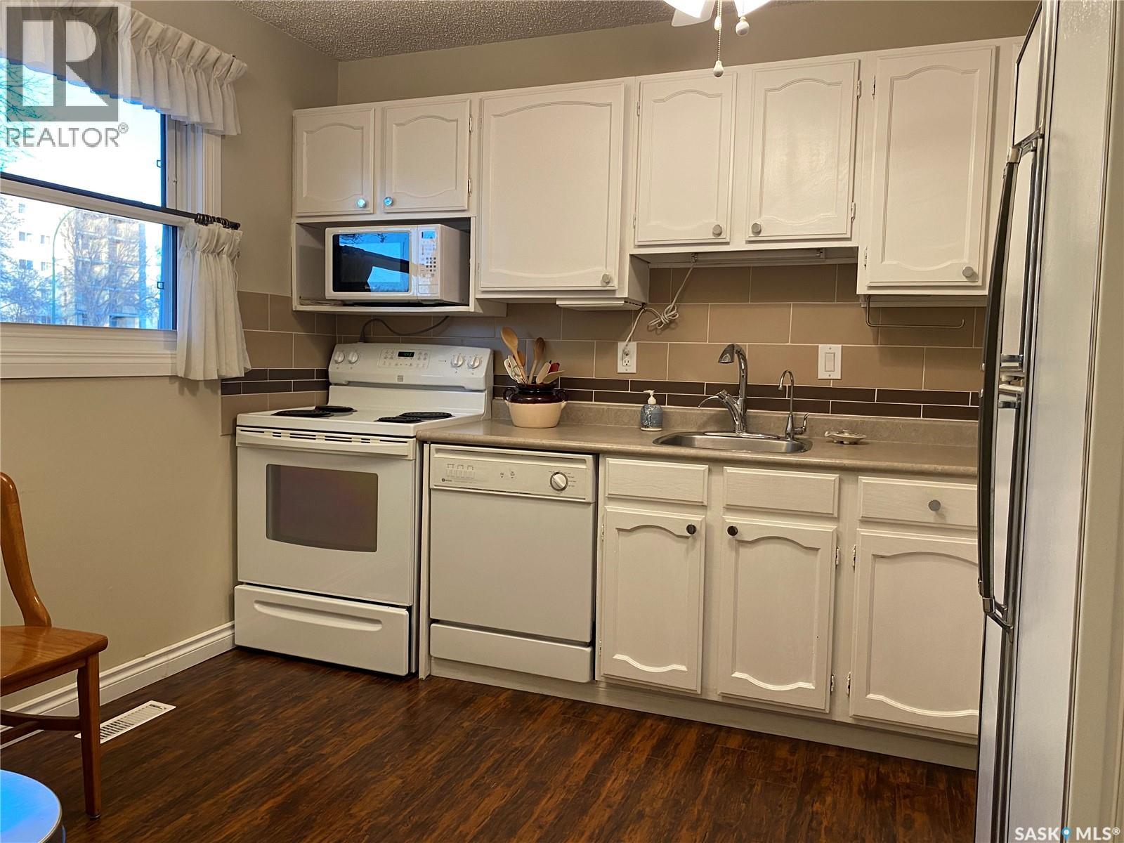 4133 Gordon Road, Regina, Saskatchewan  S4S 6N5 - Photo 9 - SK023996