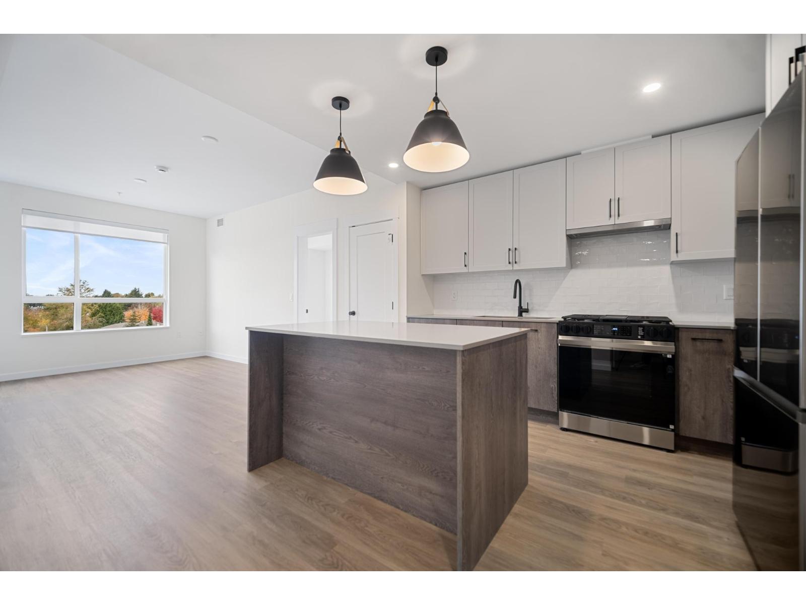 503 27215 Aldergrove Town Centre Drive, Langley, British Columbia  V4W 0E3 - Photo 3 - R3066767