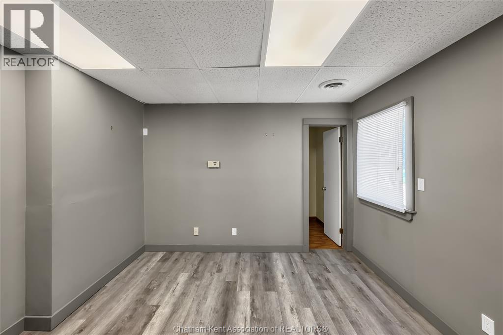 21 Arnold Street Unit# 2, Wallaceburg, Ontario N8A 3P3 - Photo 11 - 25028735