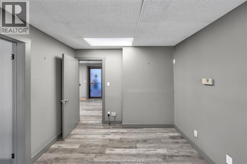 21 Arnold Street Unit# 2, Wallaceburg, Ontario N8A 3P3 - Photo 14 - 25028735