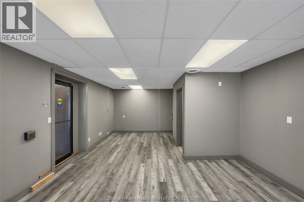 21 Arnold Street Unit# 2, Wallaceburg, Ontario N8A 3P3 - Photo 18 - 25028735